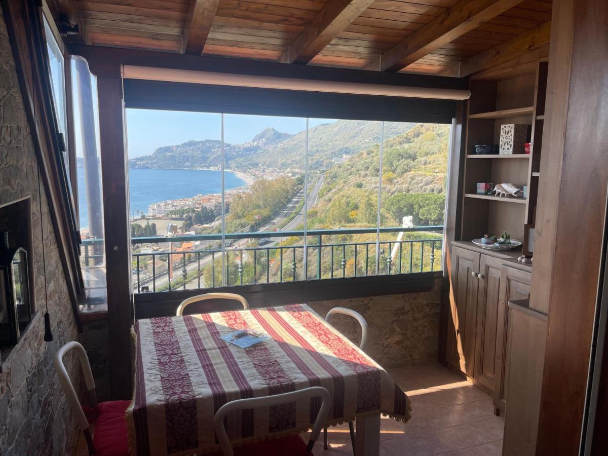 Casa Vacanze Cuzari Letojanni Exterior foto